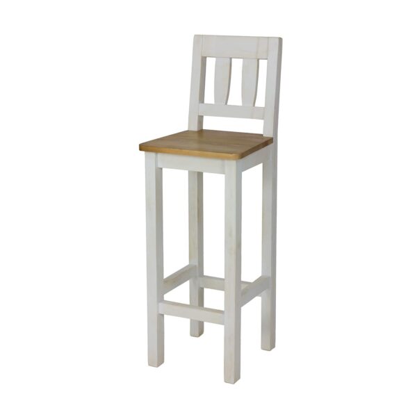 białe krzesło drewniane