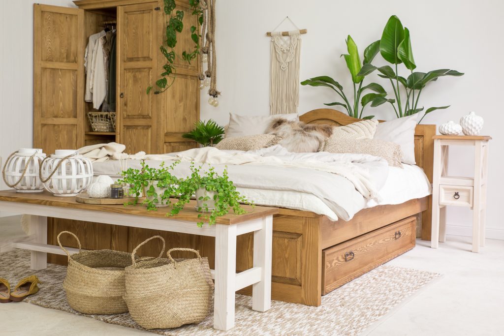 Drewniane łóżko – elegancja i komfort