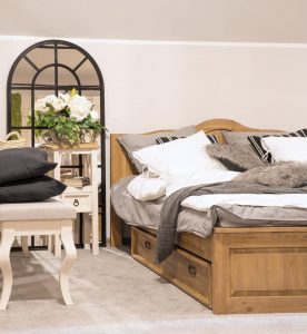 Urok drewnianej sypialni łóżka woskowane