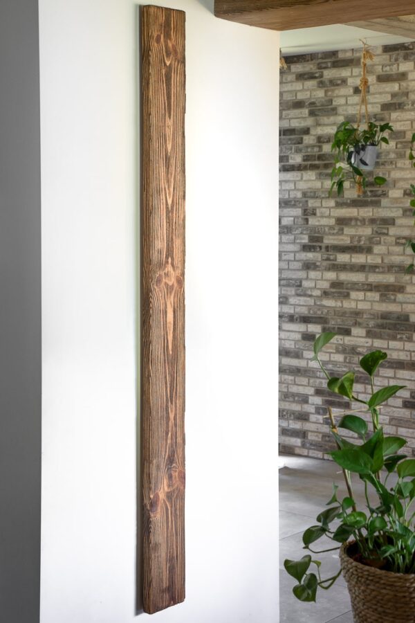 drewniana lampa na ścianę panel